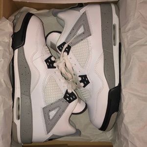 Air Jordan 4 Retro OG (Cements)